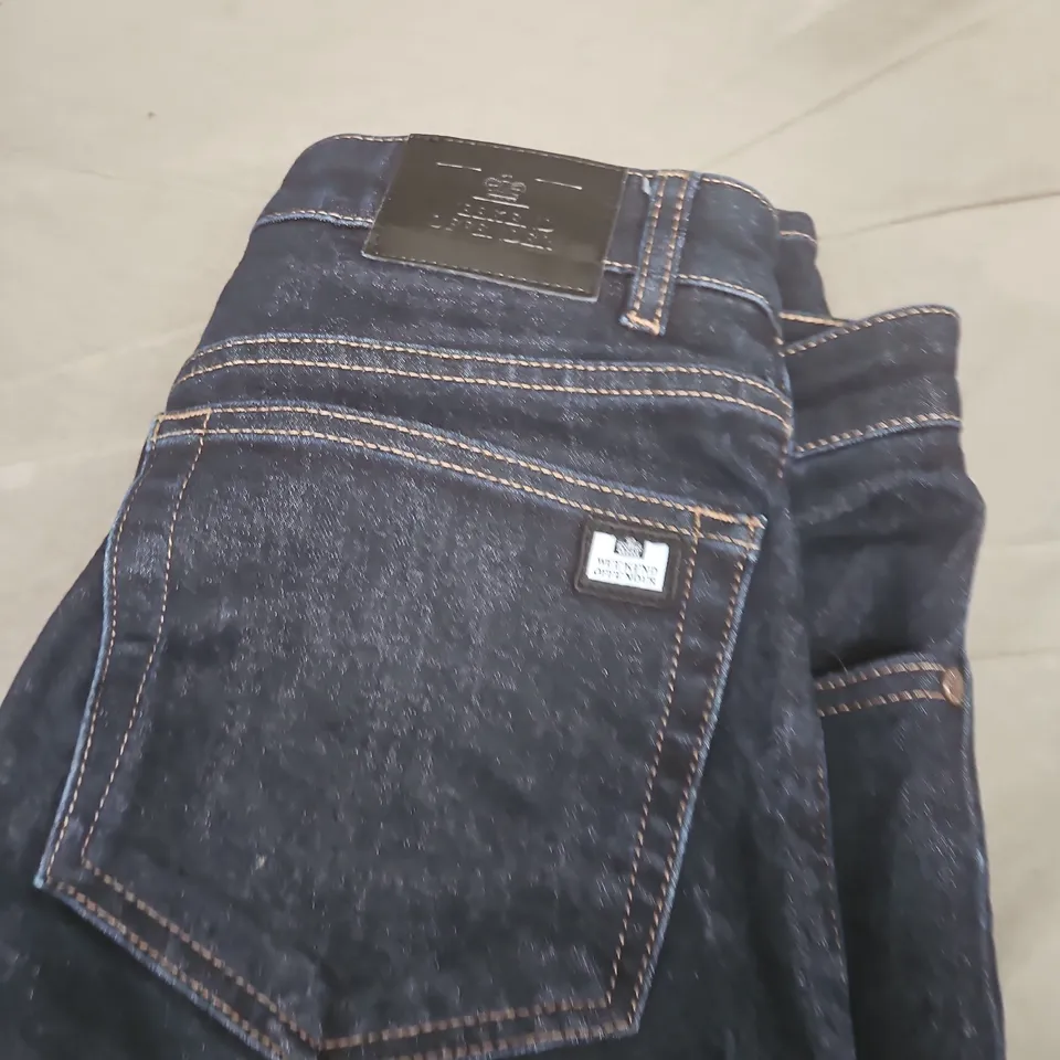 WEEKEND OFFENDER MEN'S DENIM JEANS – DARK WASH - W30