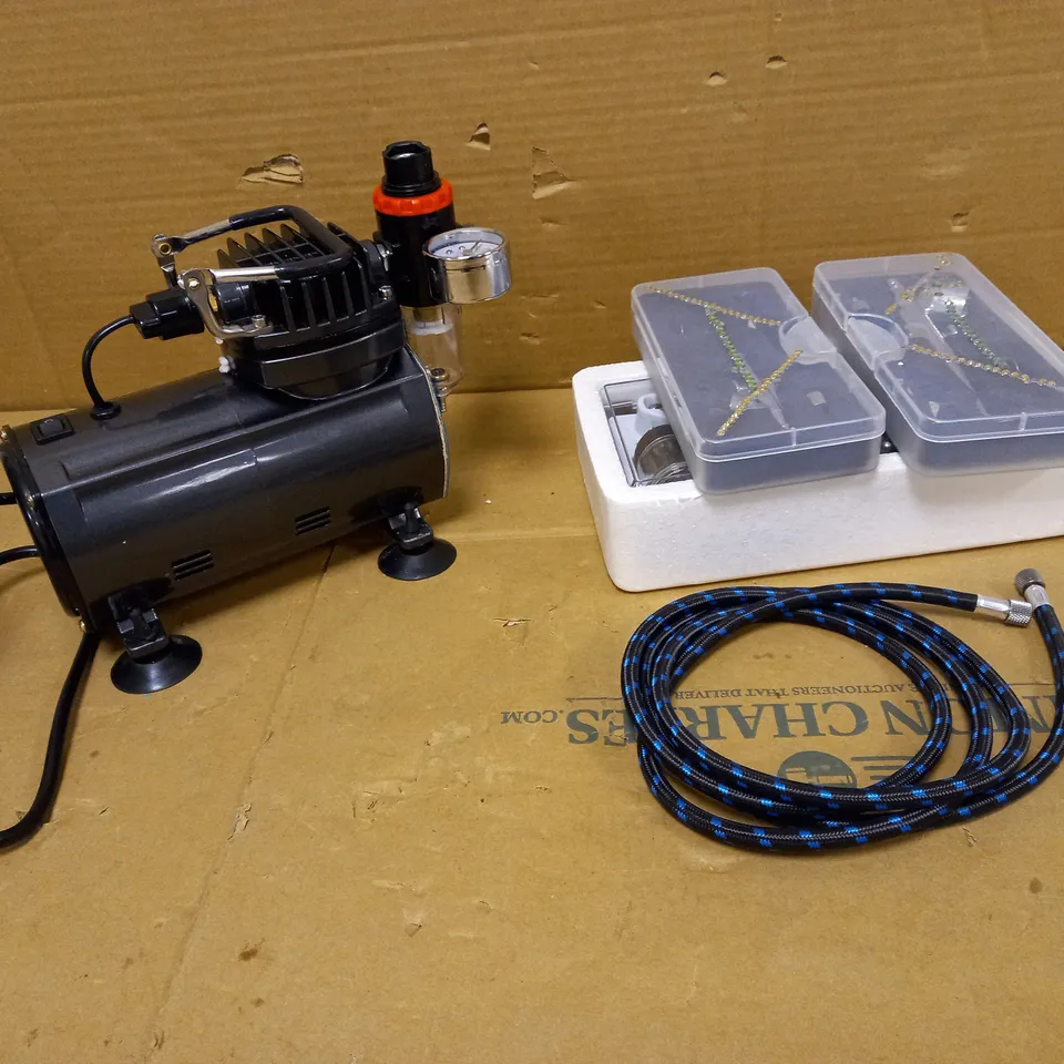 VOILAMART COMPLETE AIRBRUSH KIT WITH COMPRESSOR