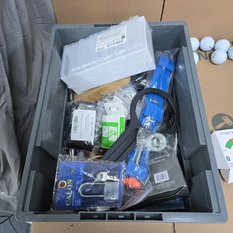 TOTE OF APPROXIMATELY 15 ASSORTED ITEMS TO INCLUDE: CO2 STOP SMOKING DEVICE 