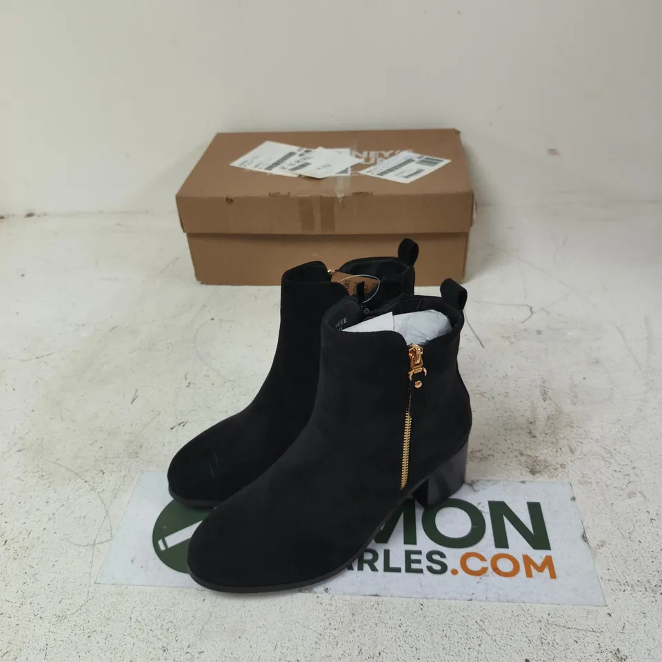 CUSHION-WALK BLACK SUEDE ANKLE BOOTS WITH SIDE ZIP – UK 6 (EU 39.5, US 8)