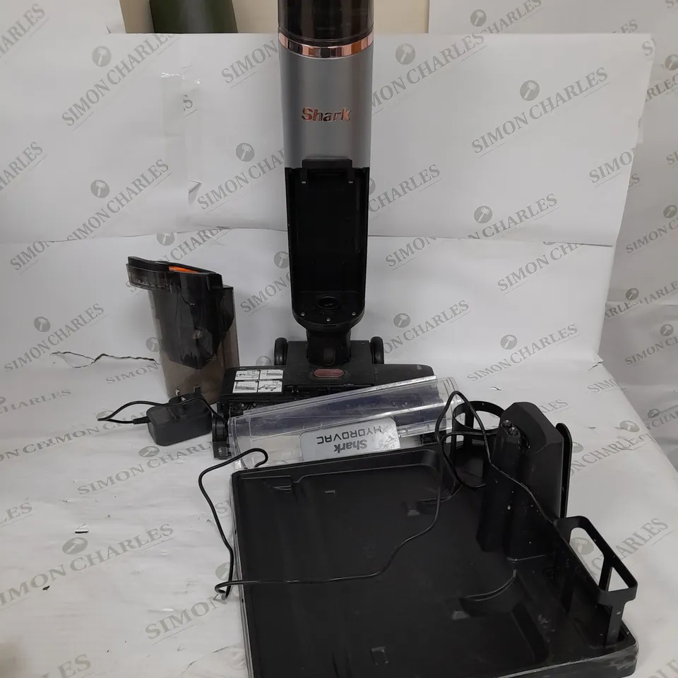 SHARK CORDLESS HYDROVAC 3-IN-1 HARD FLOOR CLEANING SYSTEM WD210UK 