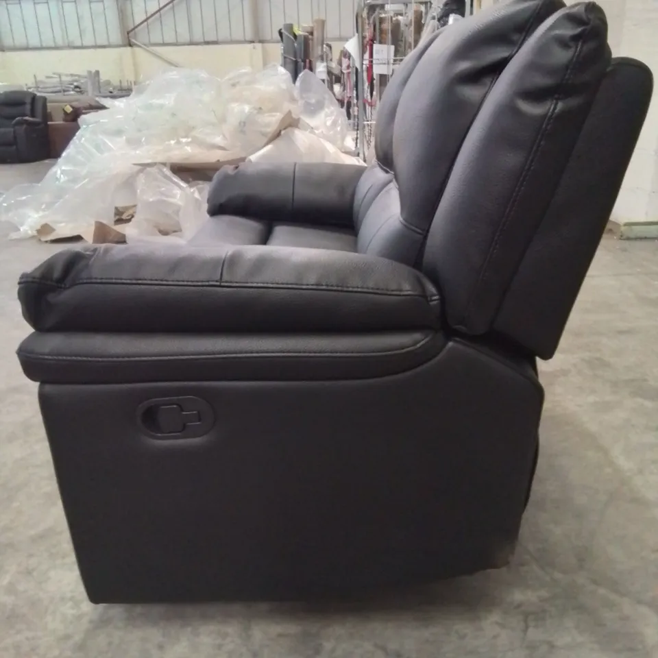 QUALITY DESIGNER 2 SEATER BLACK FAUX LEATHER UPHOLSTERED RECLINER SOFA 