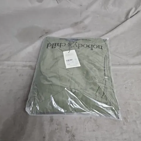 NOBODY'S CHILD SHORT SLEEVE STARLIGHT MIDI DRESS IN GREEN SIZE 6
