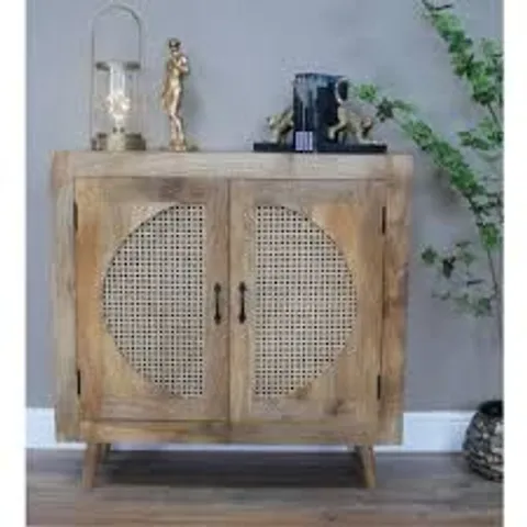 BRAND NEW HOMESDIRECT365 INDUSTRIAL ACACIA WOOD AND RATTAN 2 DOOR STORAGE CABINET