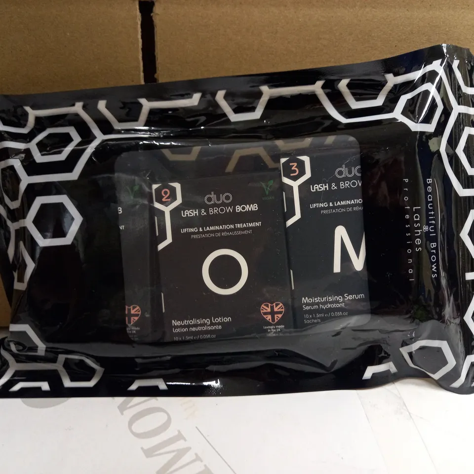 BEAUTIFUL BROWS & LASHES LIFTING AND LAMINATION TREATMENT SET