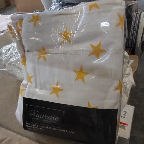 BAGGED BAREEFIELD DUVET COVER SET // SIZE: SINGLE