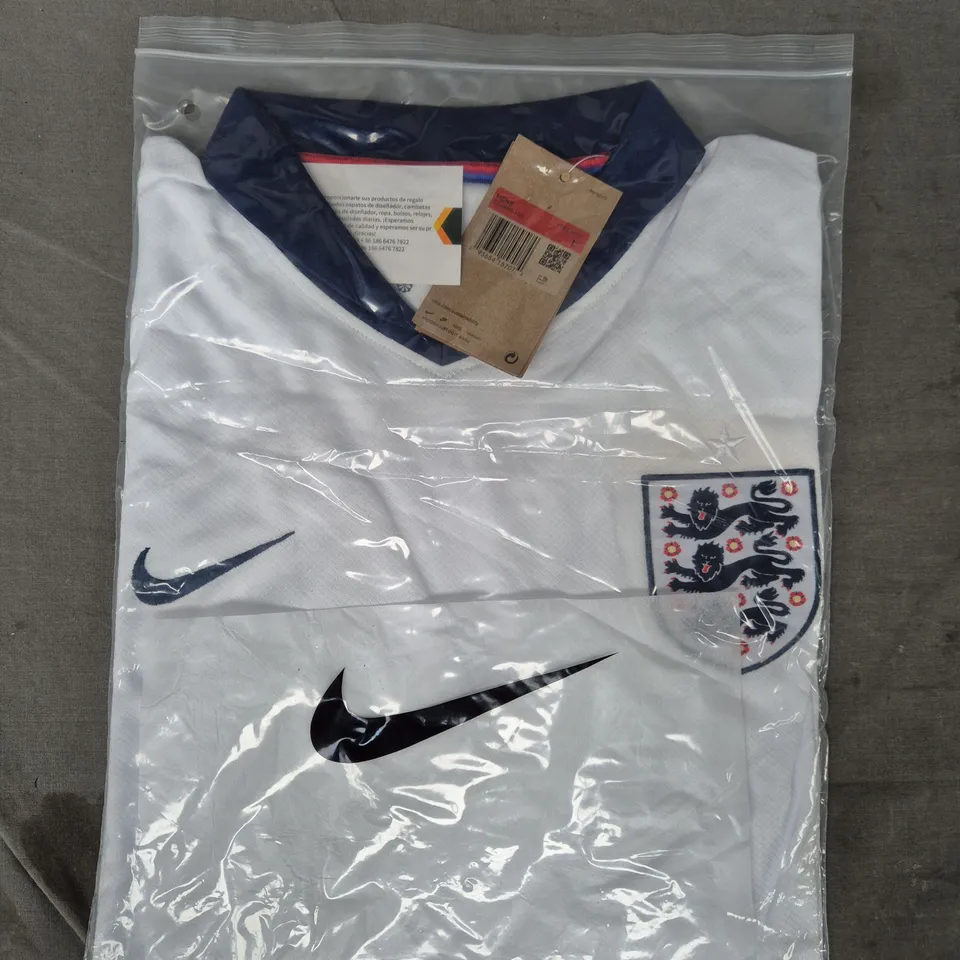 NIKE ENGLAND FOOTBALL TOP IN WHITE SIZE LARGE