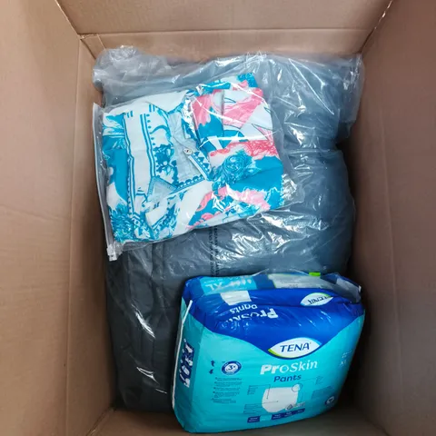 APPROXIMATELY 20 ASSORTED CLOTHING AND FASHION PRODUCTS IN VARIOUS STYLES AND SIZES - COLLECTION ONLY