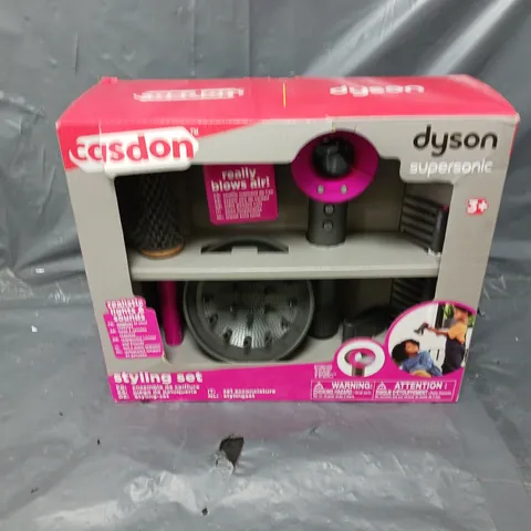 DYSON TOY HAIRDRYER SET