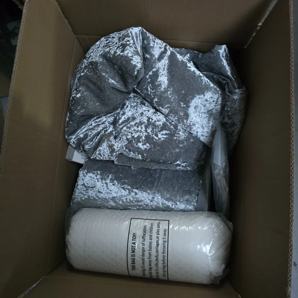 BOX OF APPROXIMATELY 10 ASSORTED ITEMS TO INCLUDE: A3 PAPER TRIMMER AND TAPESTRY KIT