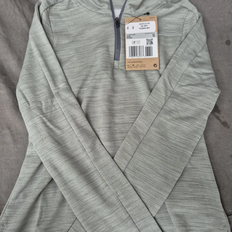 NIKE KIDS HEATHER GREY ZIP-NECK FLEECE TOP – XS