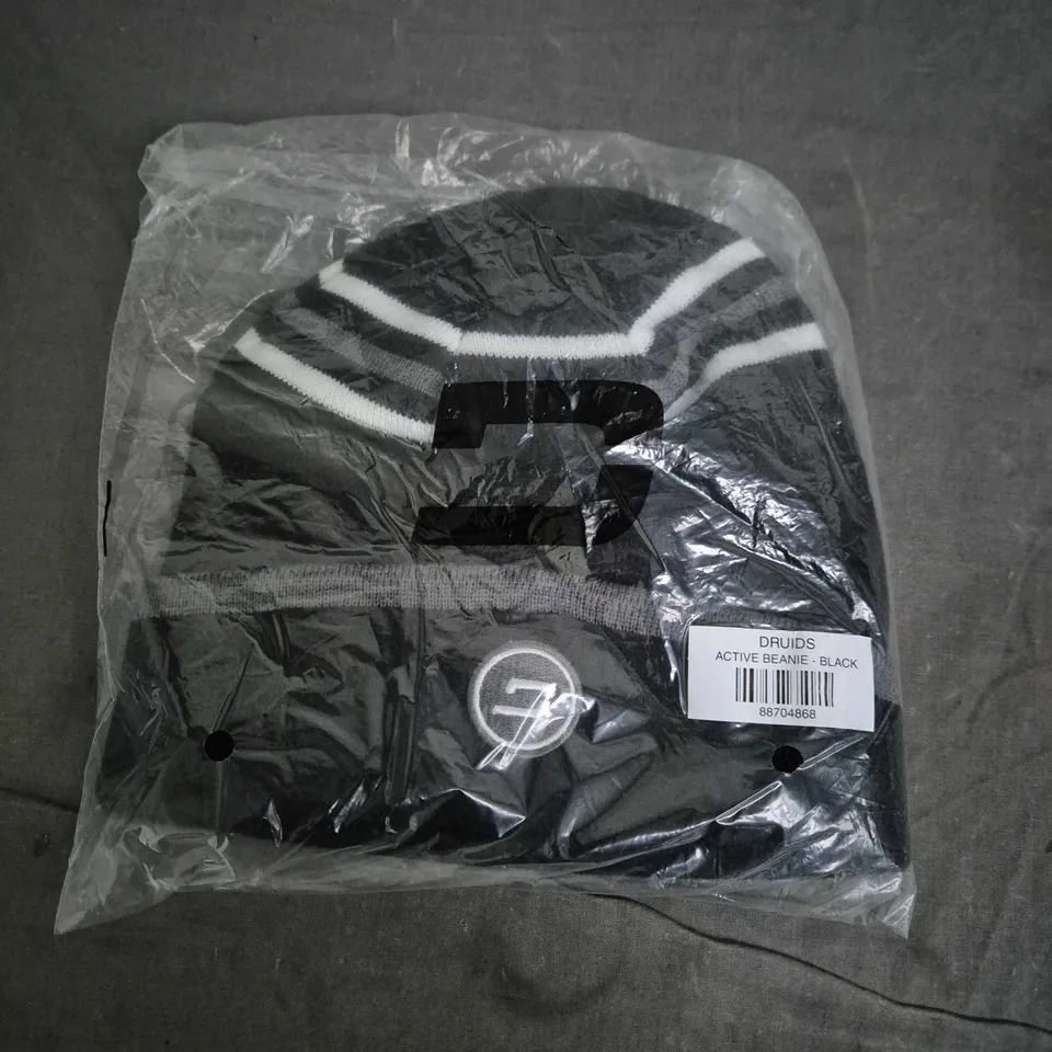 BAGGED DRUIDS ACTIVE BEANIE - BLACK