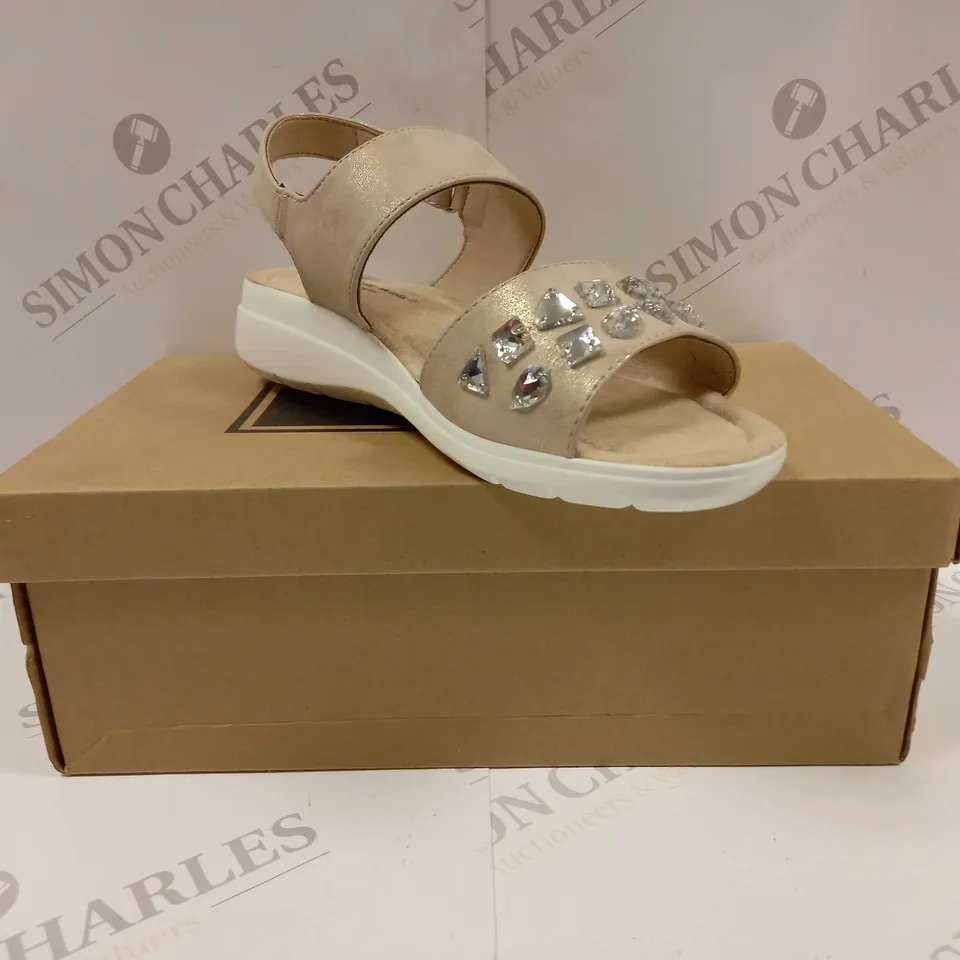 BOXED PAIR OF CUSHION WALK JEWELLED SANDALS IN GOLD - SIZE 5