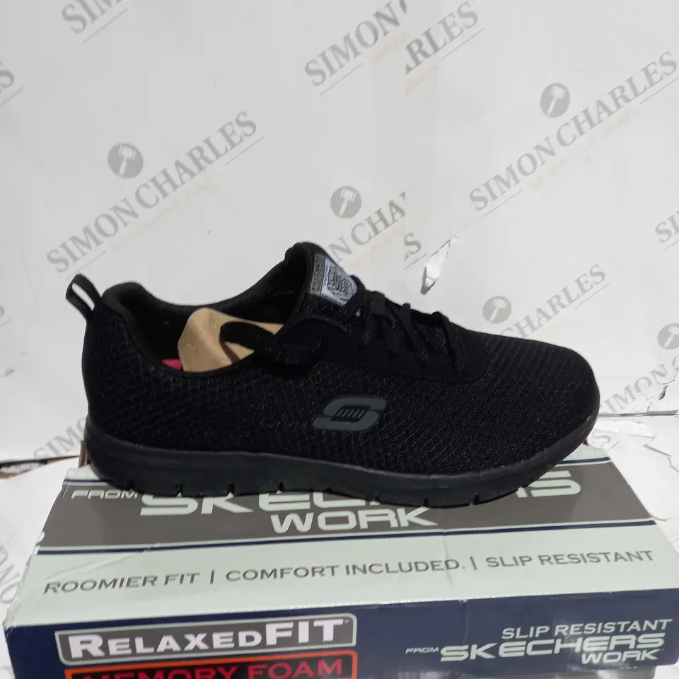 SKECHERS LACE UO WORK TRAINERS SIZE 8