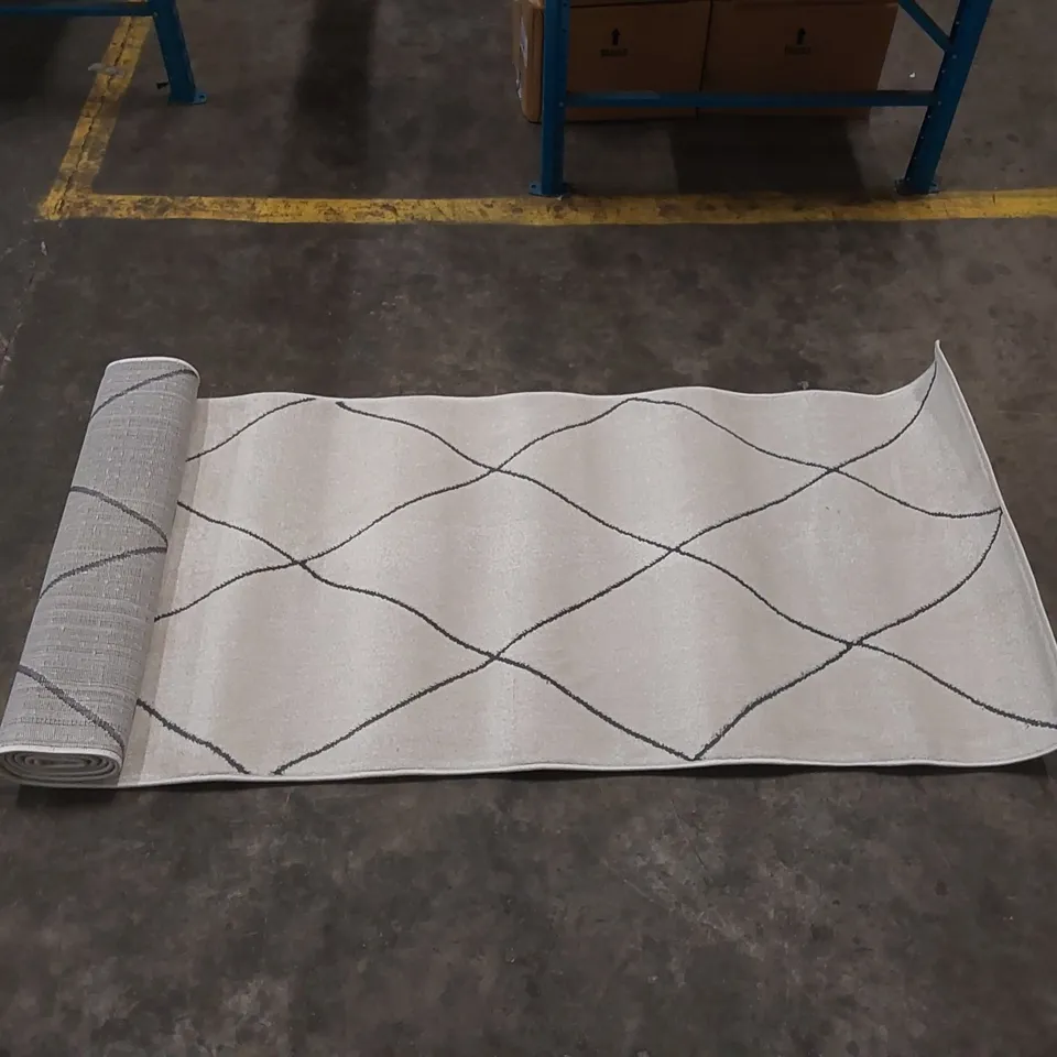 BRAND NEW PACO HOME HARAL RUNNER RUG - WHITE // SIZE: 80 X 300cm