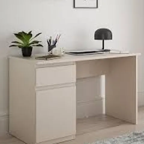 BOXED LISSON DESK - OATMEAL (2 BOXES)