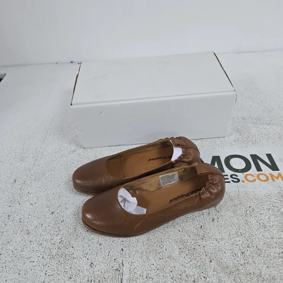 HUSH PUPPIES SKYLAR BALLERINA FLATS – TAN, UK5 (US7)