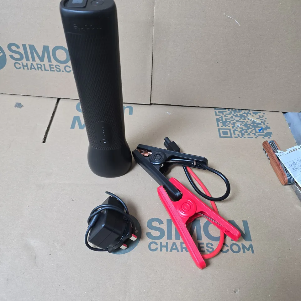 MOPHIE POWERSTATION GO RUGGED FLASHLIGHT JUMP STARTER & POWER BANK – WITH CLAMPS