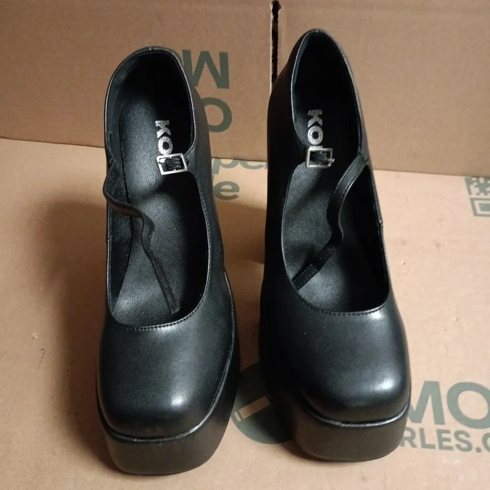 KOI BLACK PLATFORM MARY JANE HEELS WOMEN'S BUCKLE STRAP SHOES - 5
