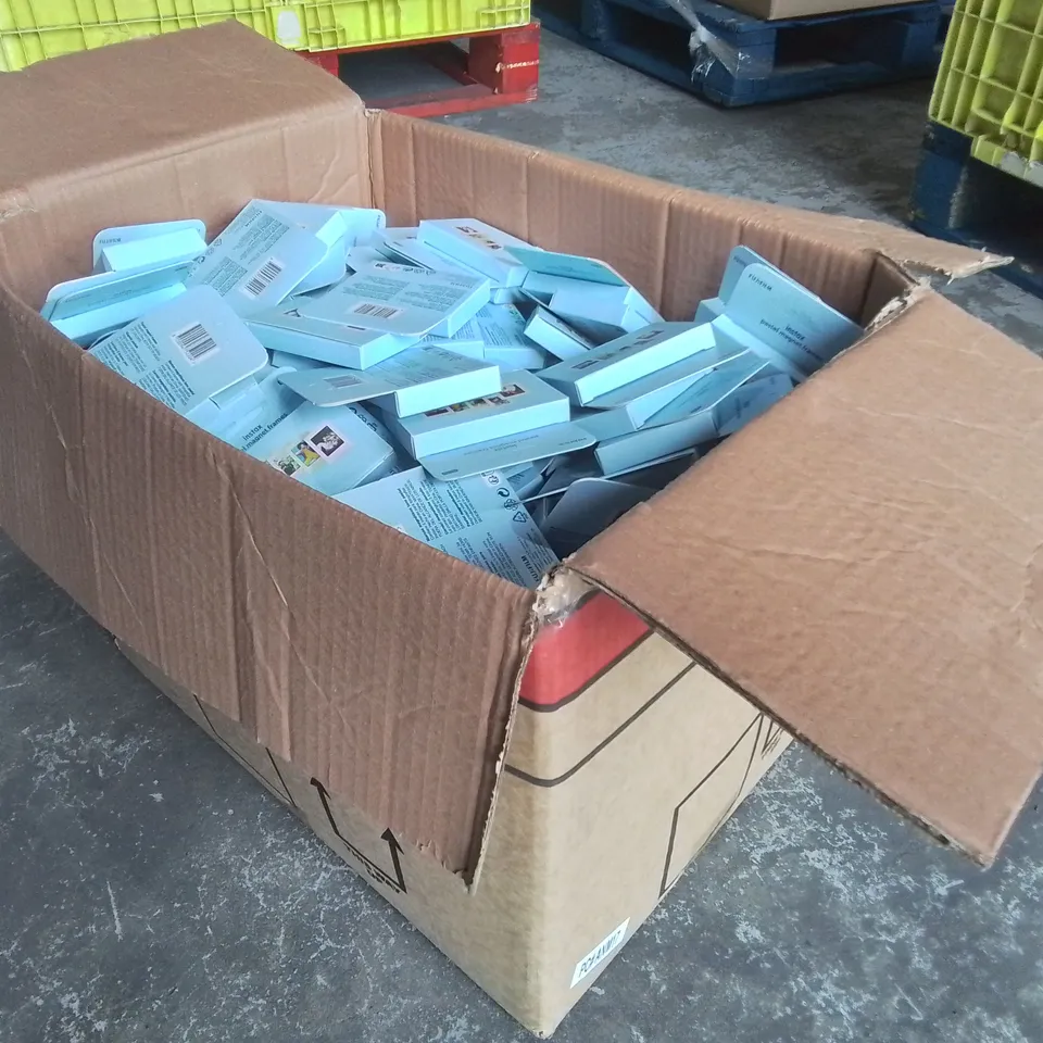 LARGE QUANTITY OF BOXED BRAND NEW FUJIFILM MINI INSTAX PASTEL MAGNET FRAMES