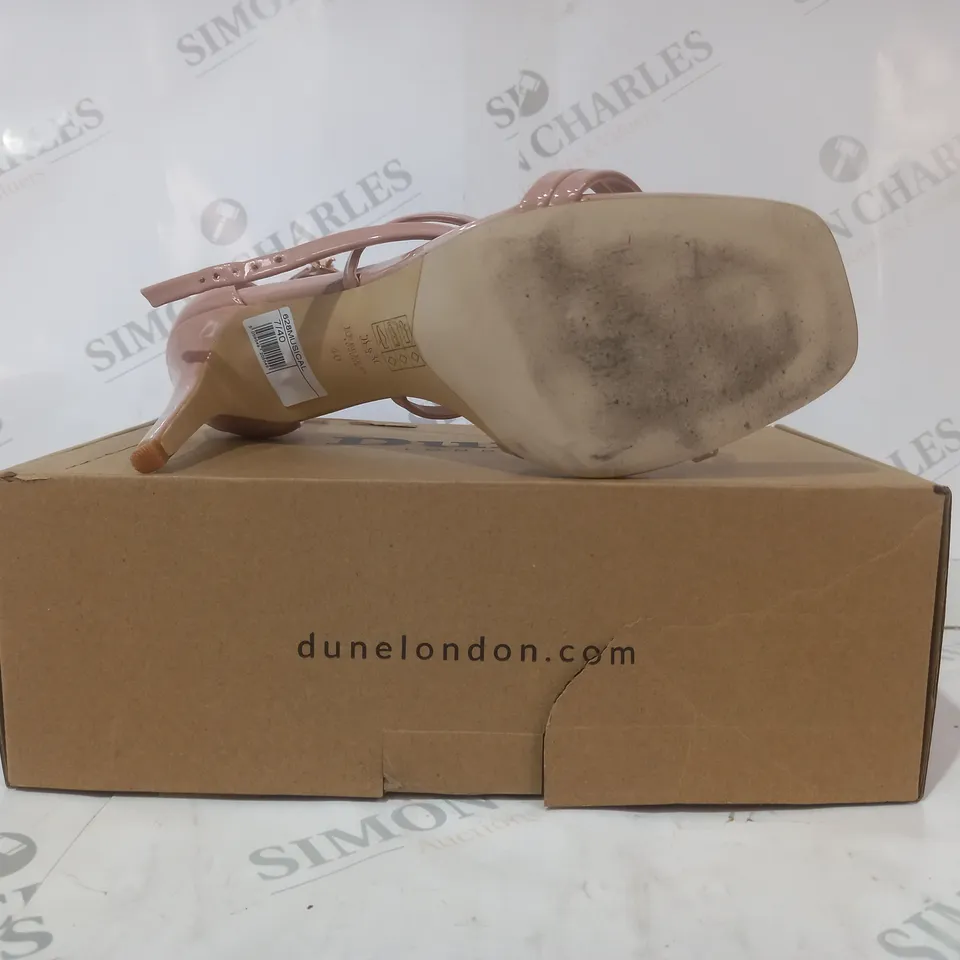 BOXED PAIR OF DUNE LONDON OPEN TOE STRAPPY SANDALS IN BLUSH SIZE 7