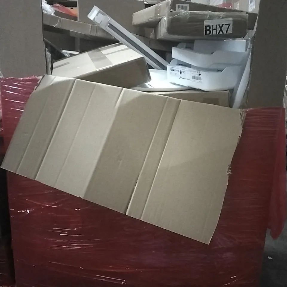 PALLET OF HOUSEHOLD ITEMS TO INCLUDE ELECTRIC BLANKET, BLINDS, SAFE DART SET,KNITTING MACHINE AND OTHER ASSORTED ITEMS...