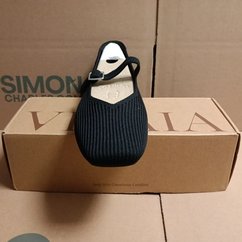 BOXED PAIR OF VIVAIA MARGOT MARY-JANE SHOES IN BLACK SIZE EU 39.5