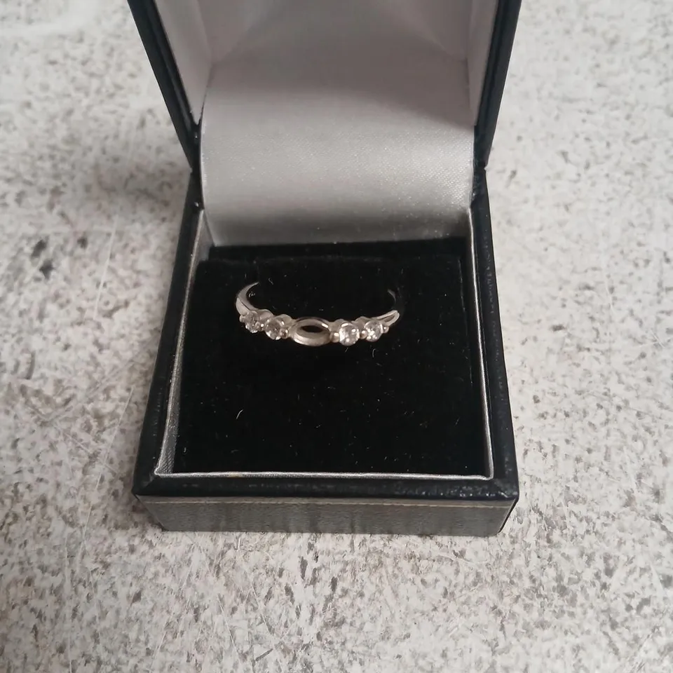 DIAMONIQUE 0.46CT TW MINI OVAL RING STERLING SILVER 