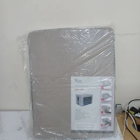 3 LARGE STORING SOLUTIONS 