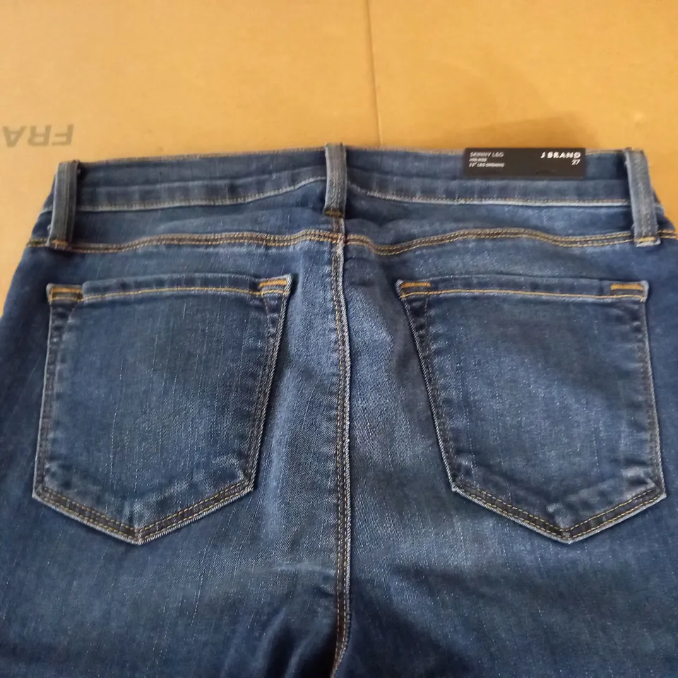 BRAND NEW J BRAND SKINNY LEG MID RISE JEANS IN BLUE - 27