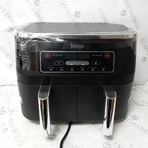 BOXED NINJA FOODI DUAL ZONE AIRFRYER AF300UK