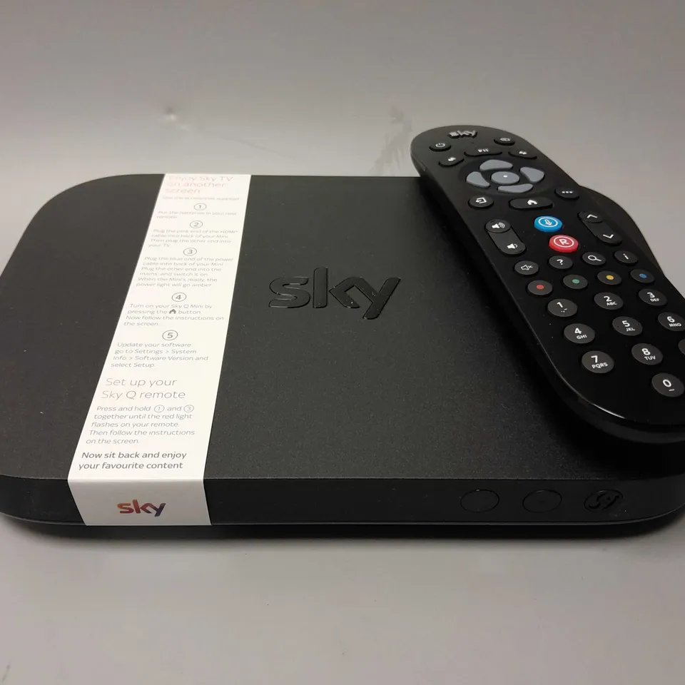 BOXED SKY Q MINI