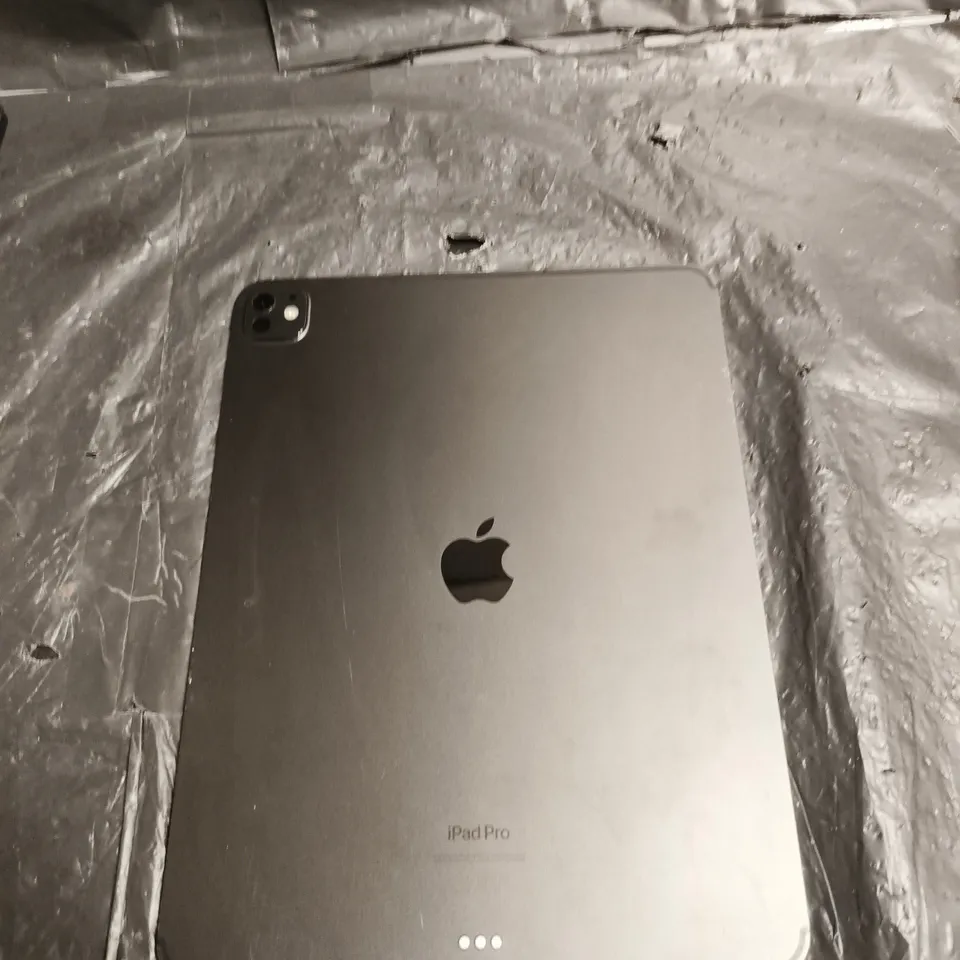 Apple iPad Pro Tablet – Space Grey