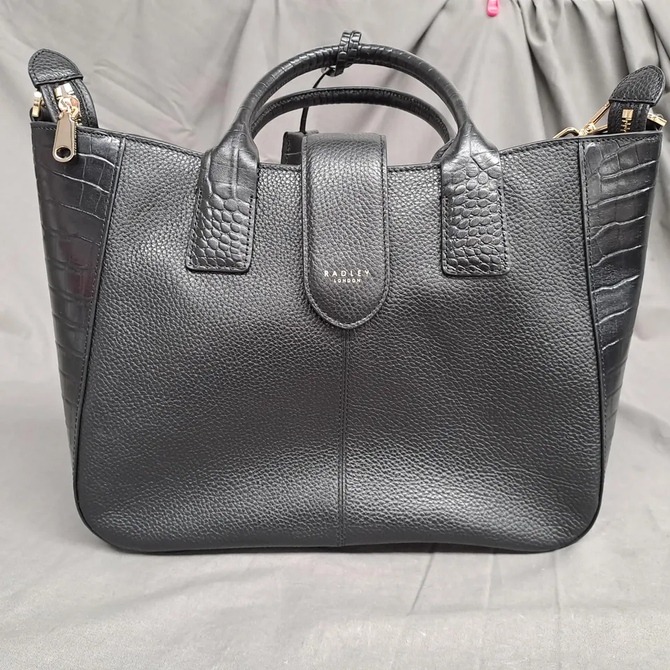 RADLEY BLACK LEATHER HAND BAG