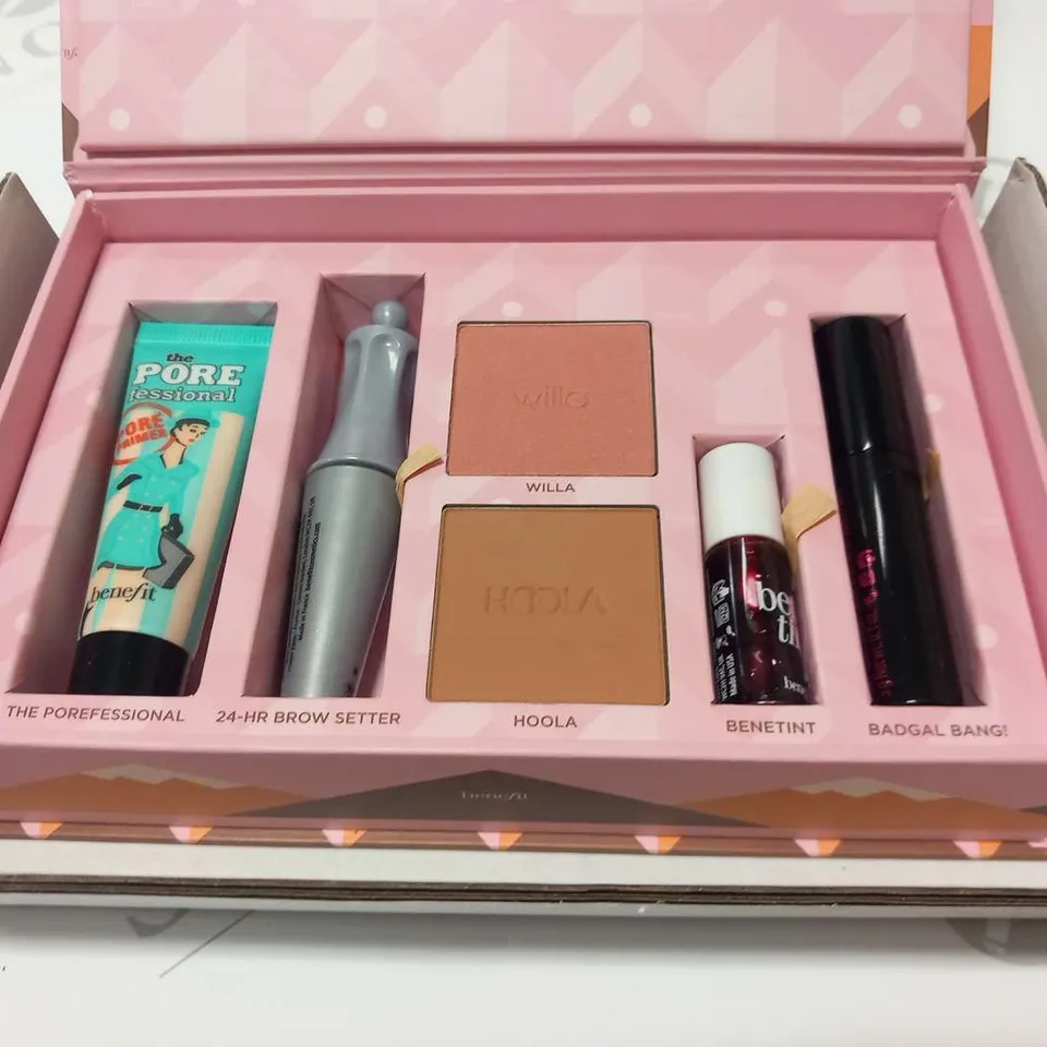 BOXED BENEFIT MOST WONDERFUL MINIS COMPLETE BEAUTY SET