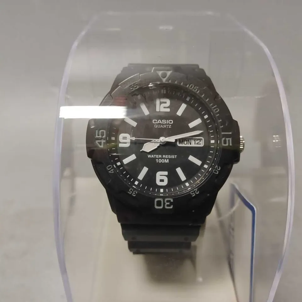 CASIO MRW-200H-1B2 GENUINE MEN'S ANALOG SPORTS DIVER WATCH IN DISPLAY CASE