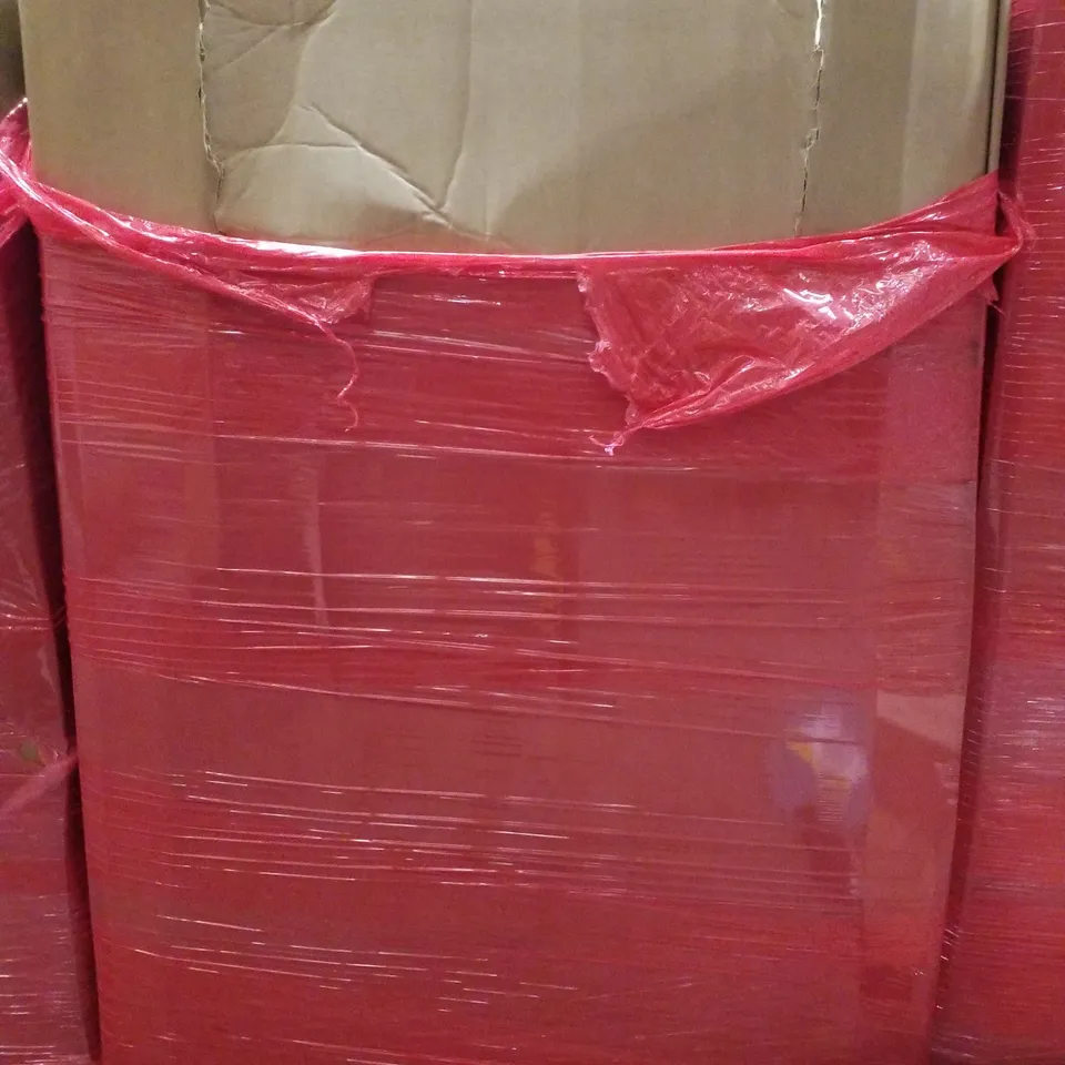 PALLET CONTAINING ASSORTED PRODUCTS INCLUDING FIRE GUARD, TRUNKI SUITCASE, TELESCOPIC LADDER 2.9M, KIDS BEACH TENT & FLOOR MAT