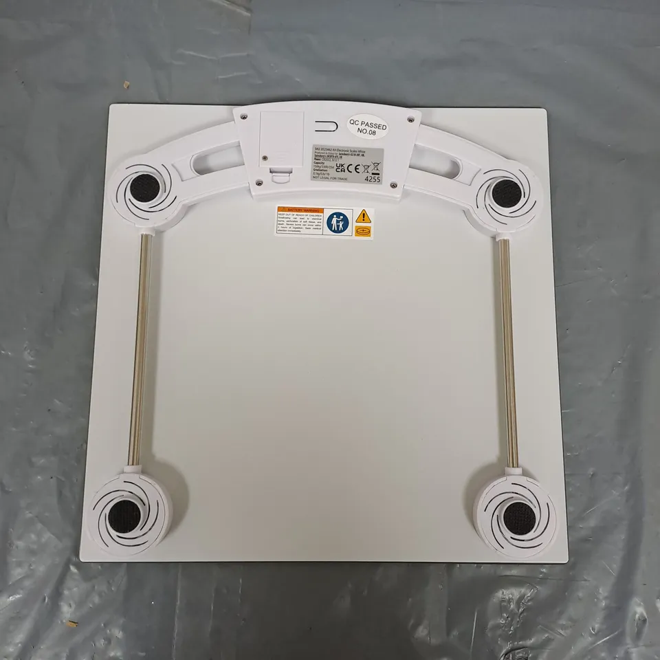 HOME WHITE ELECTRONIC SCALE - WHITE 