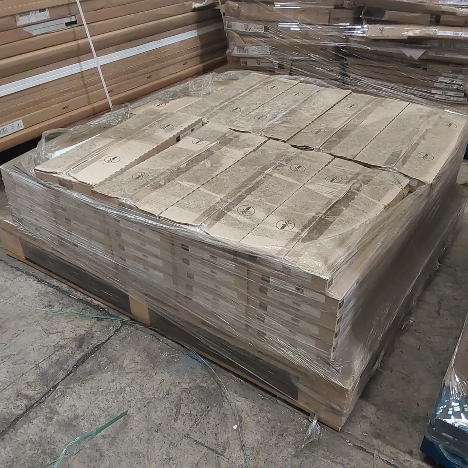 PALLET TO CONTAIN APPROXIMATELY 50X CURVED UNIVERSAL TRIMS 