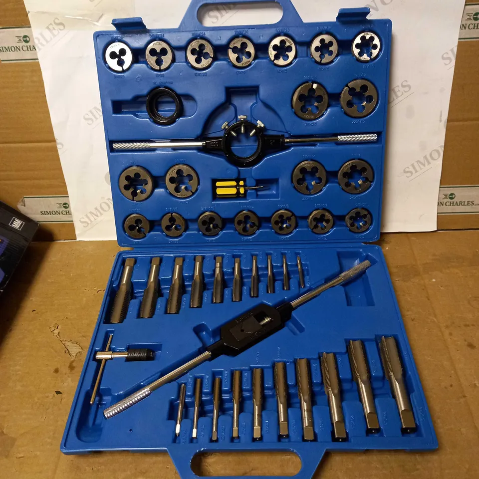 DRAPER 18523 METRIC TAP AND DIE SET