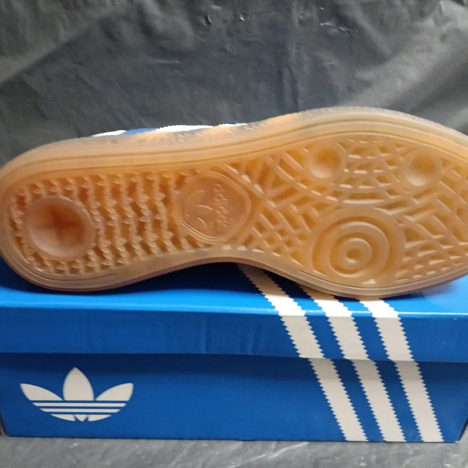 BOXED PAIR OF ADIDAS HANDBALL SPEZIAL BLUE SNEAKERS – UK 3.5 