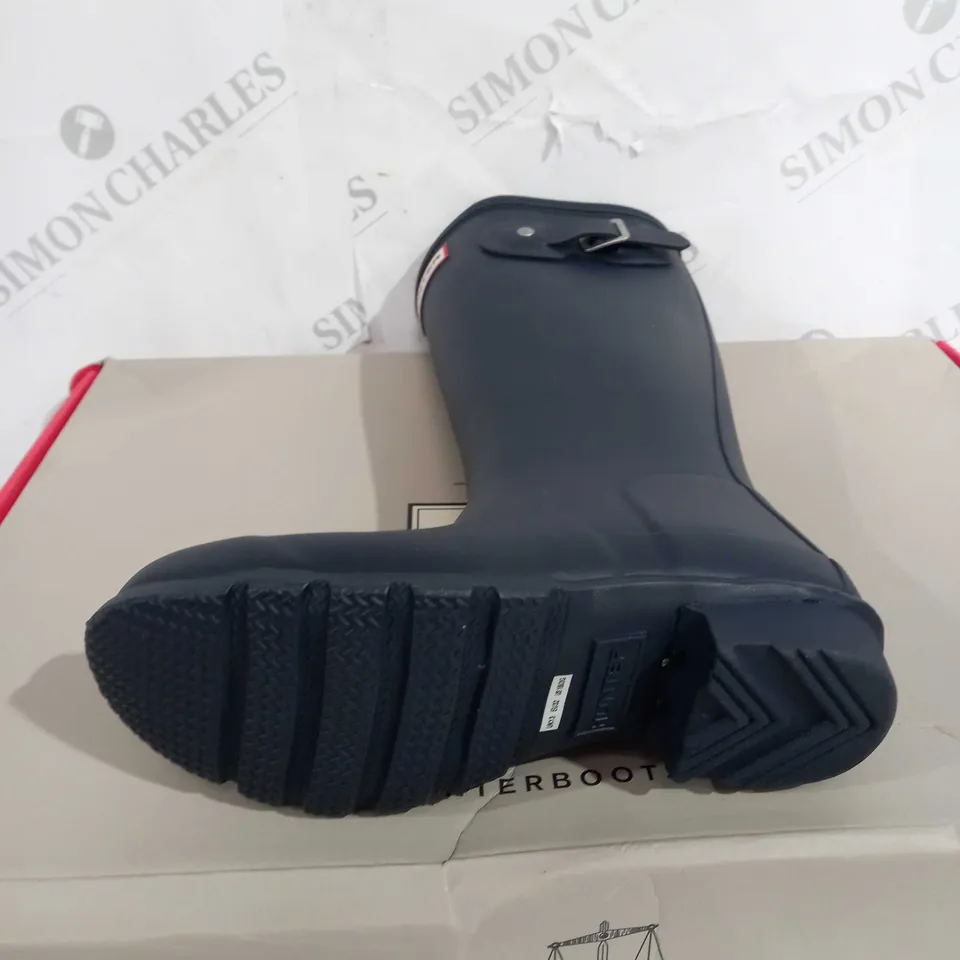 BOXED HUNTER ORIGINAL KIDS JUNIOR RUBBER WELLINGTONS BOOTS, NAVY - SIZE 13 