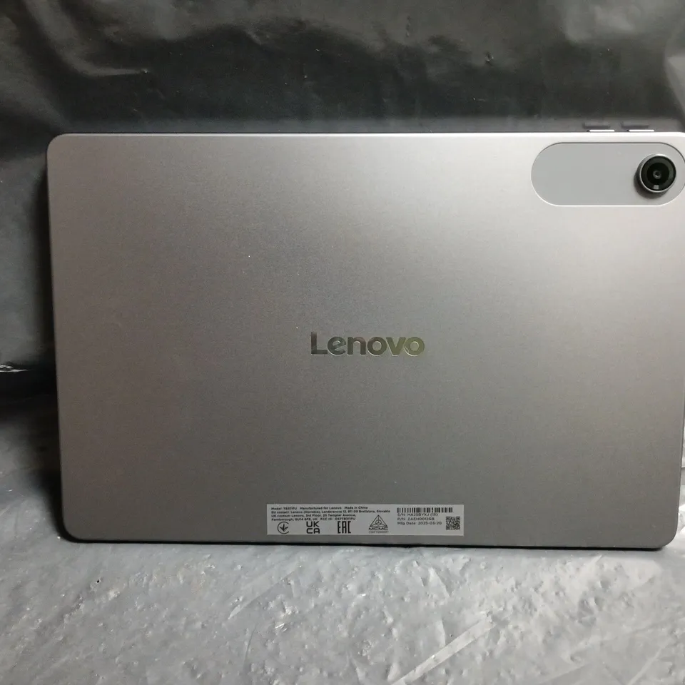 BOXED LENOVO TABLET