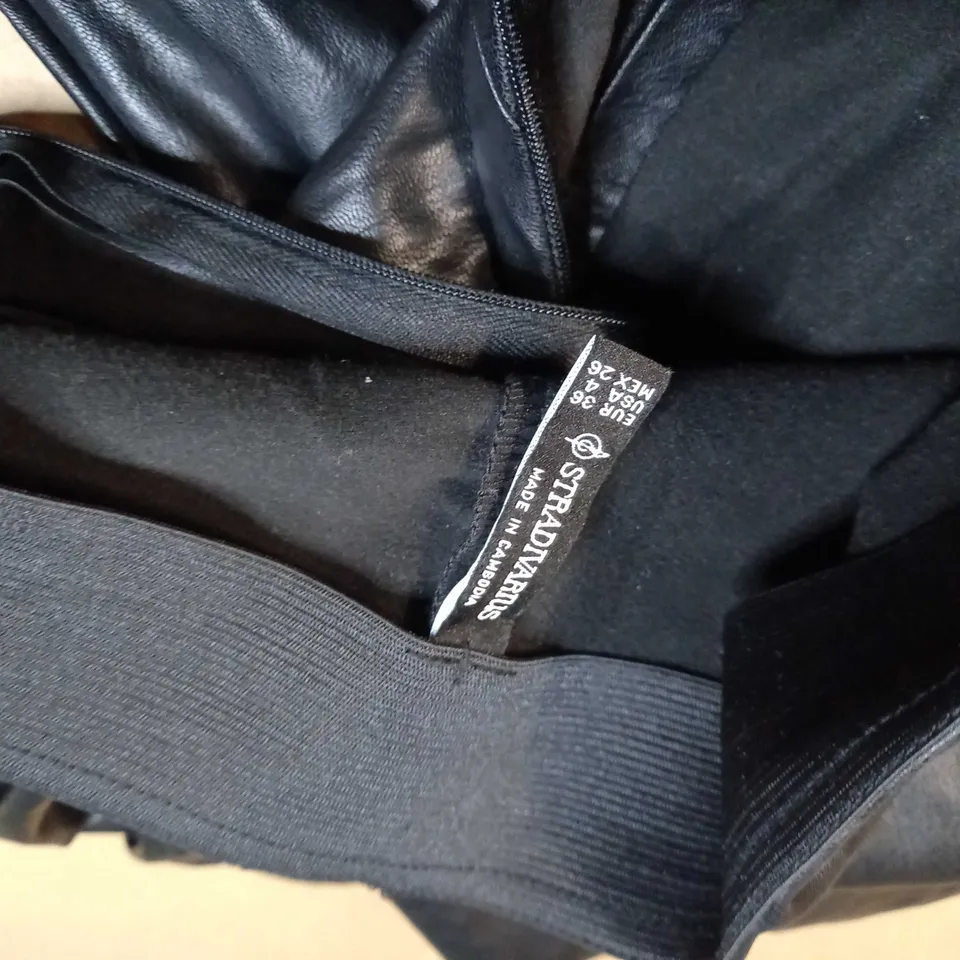 STRADIVARIUS BLACK FAUX LEATHER TROUSERS 
