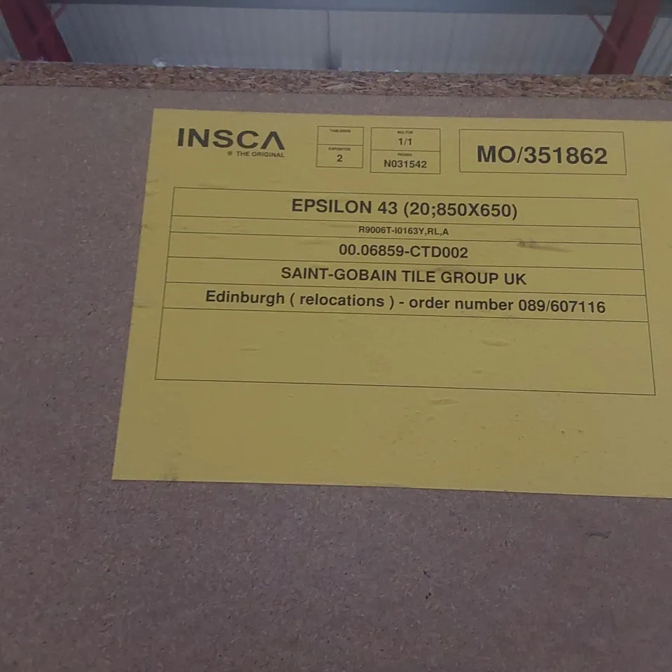 PALLET CONTAINING COMMERCIAL DISPLAY UNIT PARTS