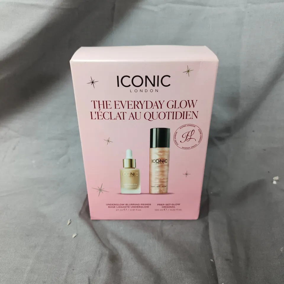 ICONIC LONDON THE EVERYDAY GLOW SET – UNDERGLOW BLURRING PRIMER + PREP SET GLOW