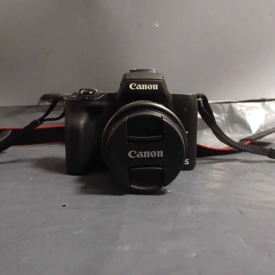 CANON EOS M50 BLACK DIGITAL CAMERA WITH FLIP SCREEN 