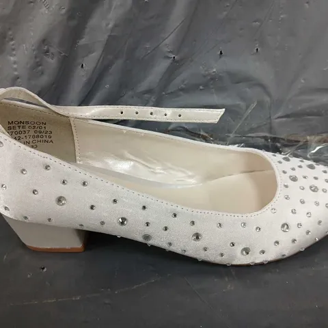 MONSOON AMBER DIAMANTE HEEL SHOE - SIZE 1