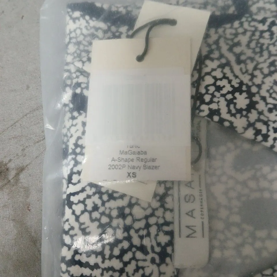 MASAI COPENHAGEN MAGAIABA A SHAPE REGULAR NAVY BLAZER XS. BAGGED