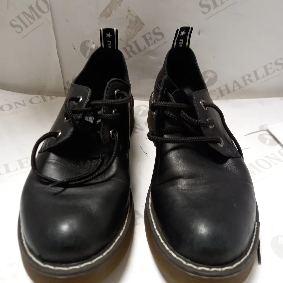 REIKER LACE UP SHOES - BLACK - UK 3.5